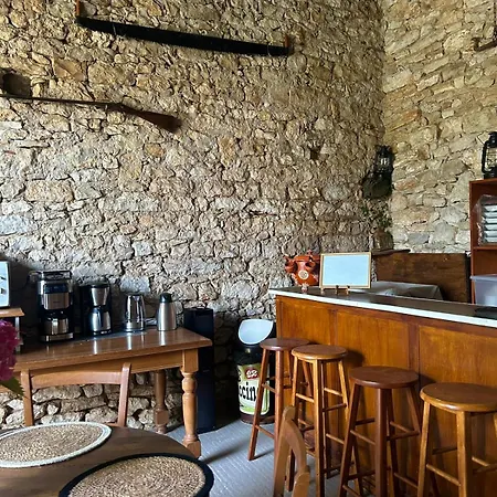 La Dromoise Du Lot Bed and breakfast